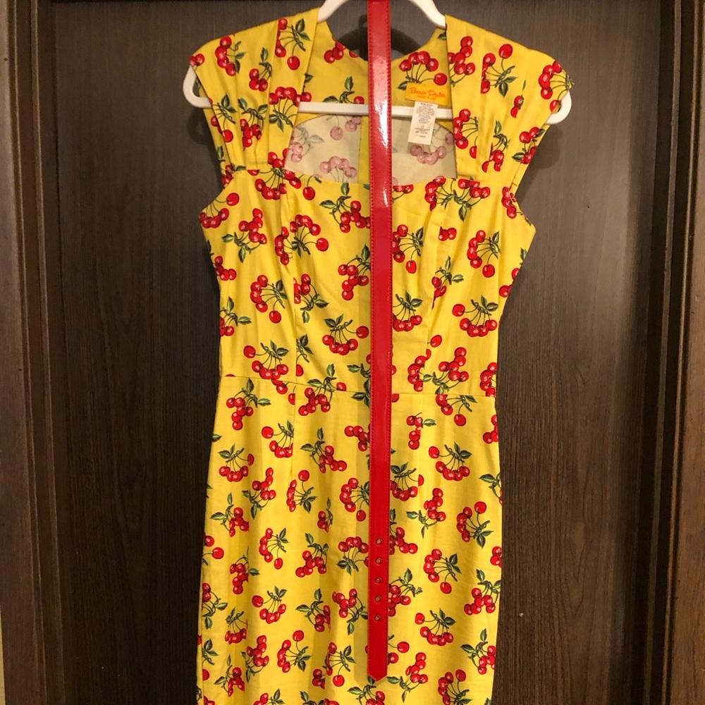Bernie Dexter yellow cherries wiggle dress sz S